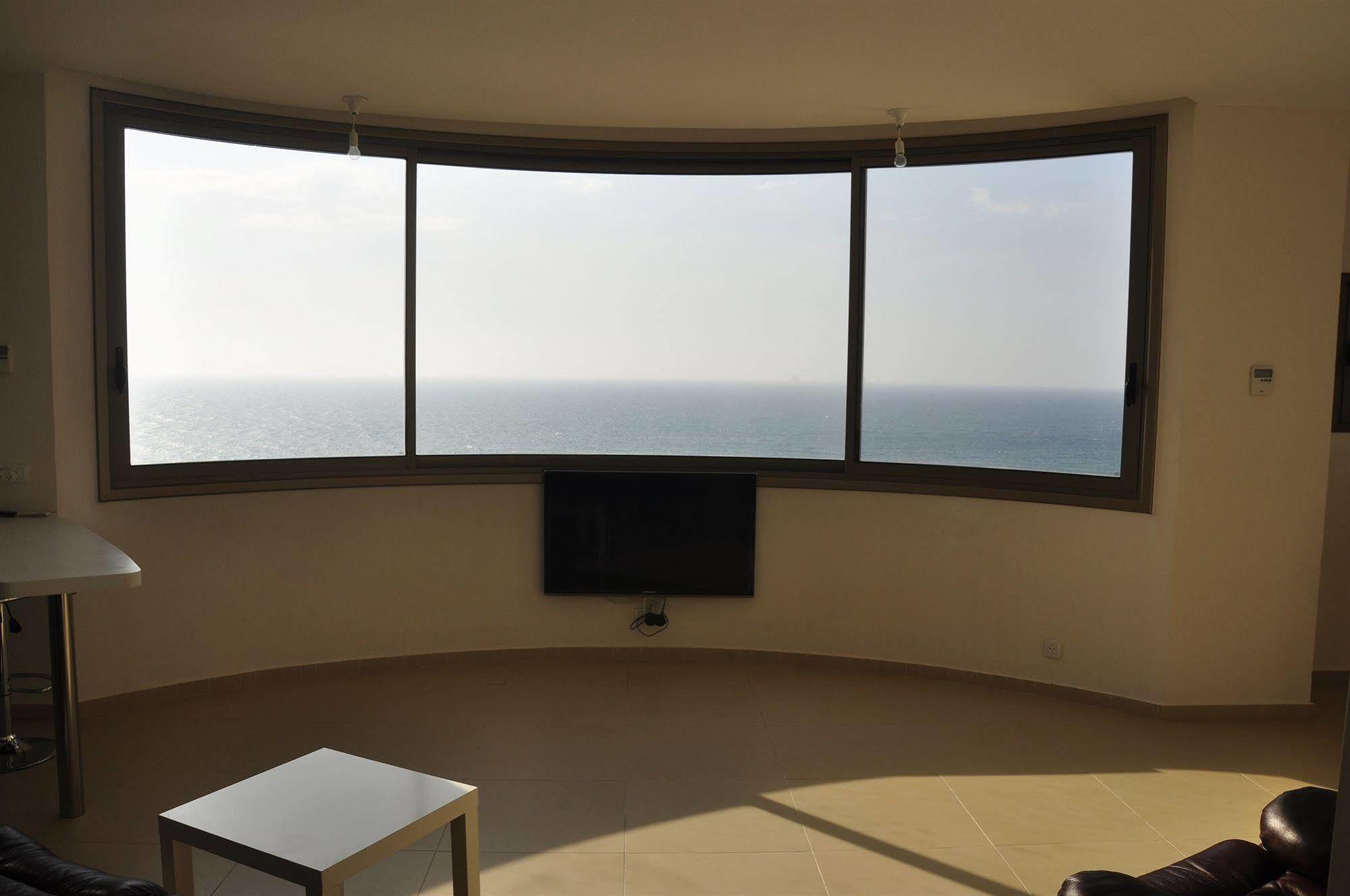 Hotel Blue Weiss Netanya Luaran gambar